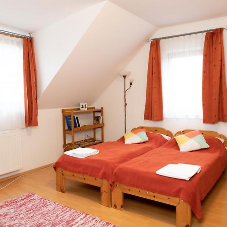 Liszt Apartman 페치 외부 사진